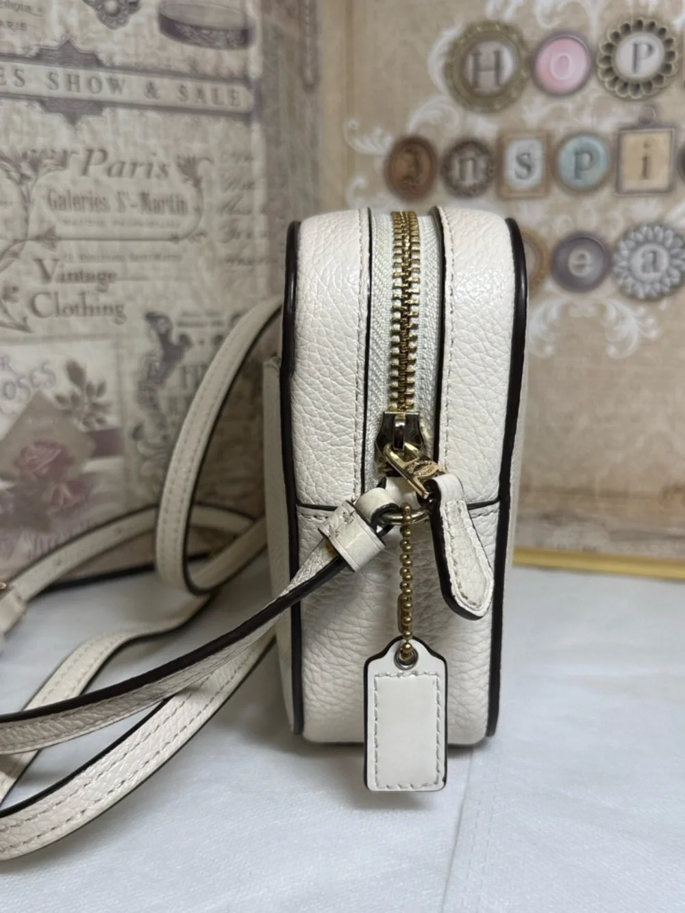 Coach Jamie Camera Crossbody Bag Chalk White Pebble Leather Gold Accents EUC - Picture 6 of 14